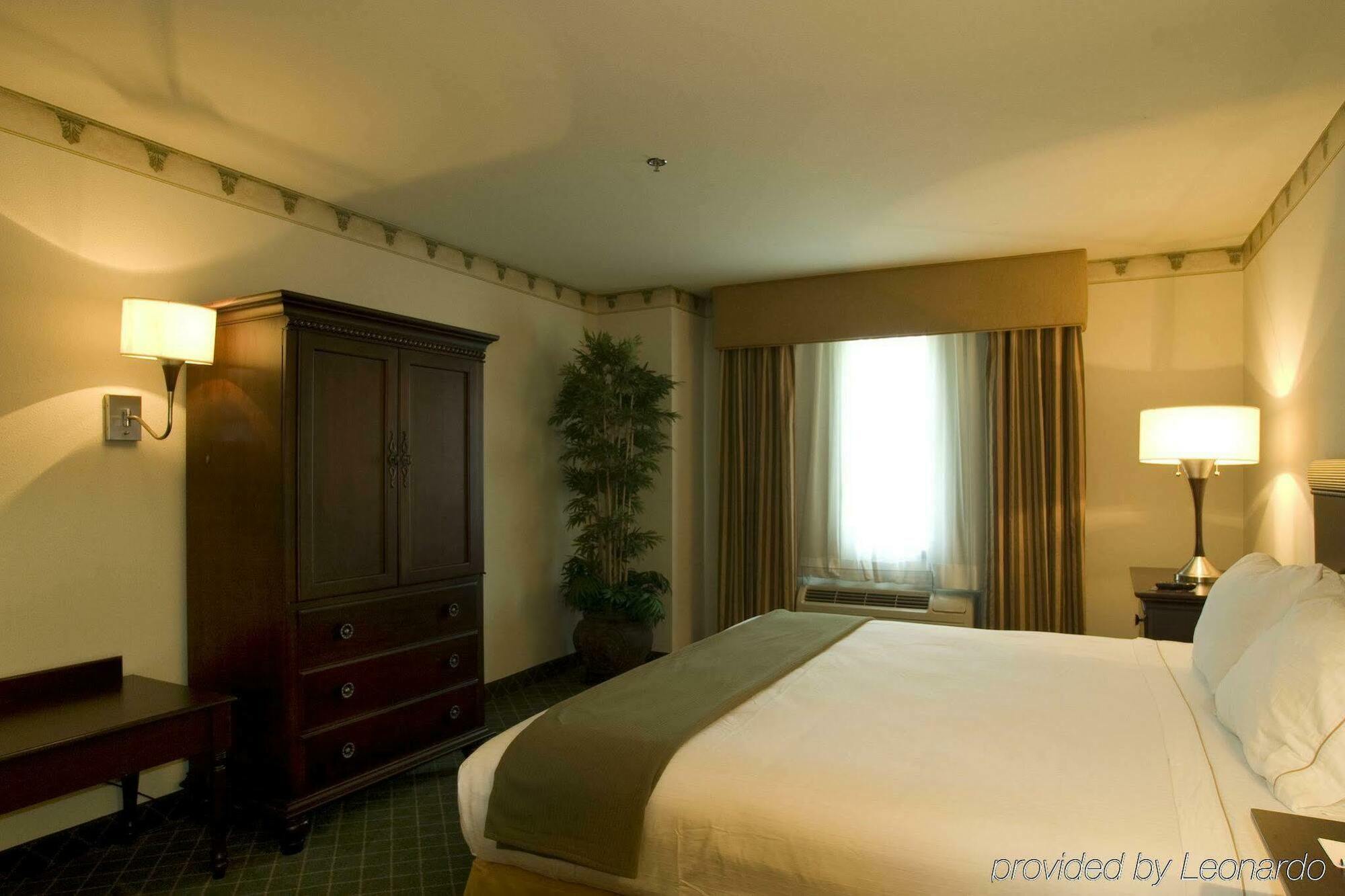 Holiday Inn Express & Suites - Pharr By Ihg Zewnętrze zdjęcie